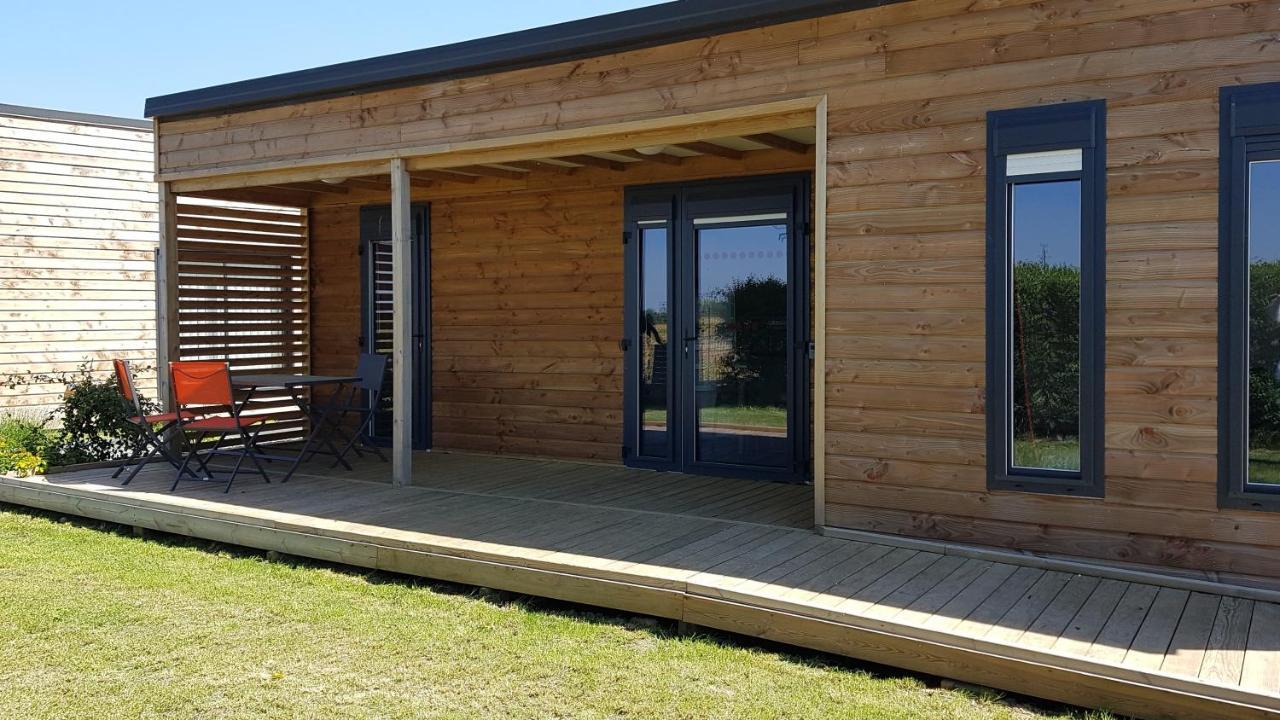 Ferme Du Chateau Monampteuil Eksteriør billede